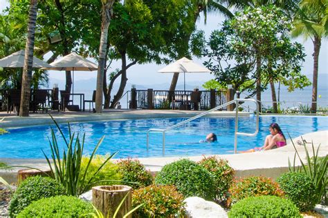 kamayan subic|Camayan Beach Resort: Splashing Good Fun at .